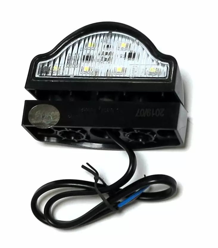 REKISTERIKILVENVALO LED 10-30V - Peräkärryn takavalot - 6430032151700 - 1