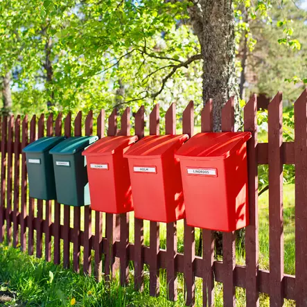 POSTILAATIKKO VÄLIKANNELLA PUNAINEN - Postilaatikot - 6411760556203 - 2