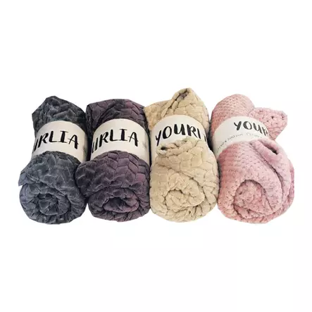 FLEECE-TORKKUPEITTO 150x200 cm - Torkkupeitot - 6438159391924 - 1