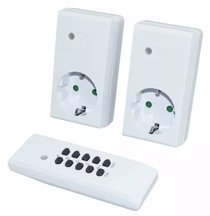 Kauko ohjattavat pistorasiat - Jatkojohdot, kaapelikelat ja tarvikkeet - 6438140935625 - 1