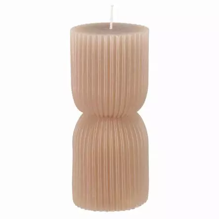 Pöytäkynttilä Tiimalasi uurrettu beige 7x15,5 cm - Pallokynttilät ja pöytäkynttilät - 6410416365107 - 1