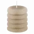 Pöytäkynttilä uurrettu beige läpivärjätty 6,5x8,2 cm - Pallokynttilät ja pöytäkynttilät - 6410416364957 - 1