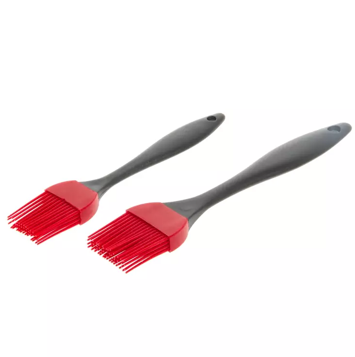 Silikonik=C3=A4rki, k=C3=A4densija polypropyleeni=C3=A4. K=C3=A4rjen l=
=C3=A4mm=C3=B6nkesto 260 =C2=BAC. Koot: iso 20,5 x 4 cm, pieni 17,5 x =
3,3 cm. - Grillaus-sudit - 6410412506177 - 1