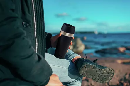 Airam Mugi termosmuki 0,48 L musta - Termospullot, -mukit ja ruokatermokset - 6435200316028 - 2