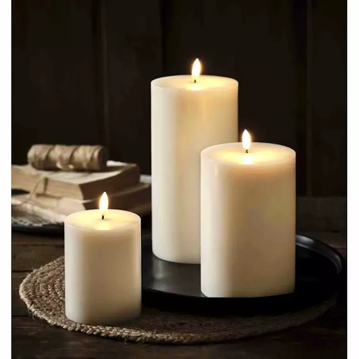 Led kynttilä 3D 10cm vahapintainen - LED-kynttilät - 6438159292108 - 1