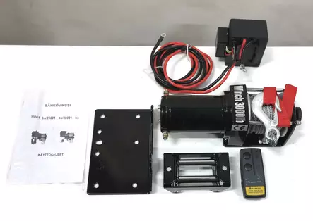 SÄHKÖVINSSI KAUKOSÄÄTIMELLÄ 1360KG - Vinssit - 6438168070599 - 2