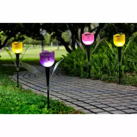 Solar valokukka syttyy pime=C3=A4 ntullen ja sammuu valon lis=C3=A4=C3=
=A4ntyess=C3=A4. - Solar pihasomisteet ja hahmot - 6410416231709 - 1